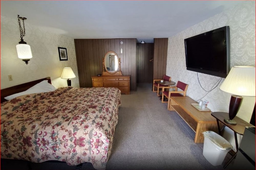 Фото Love Hotels Tomahawk by Oyo at Lake Mohawksin Wi