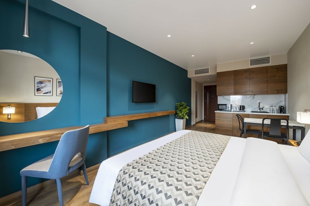 Фото Clocks Hotel