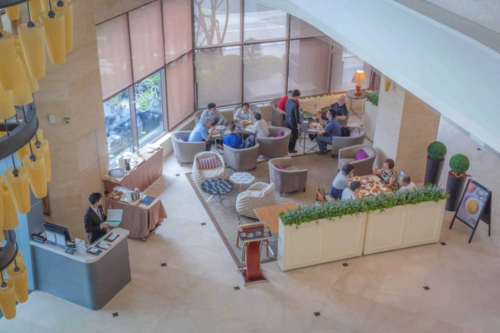 Фото Taichung Harbor Hotel