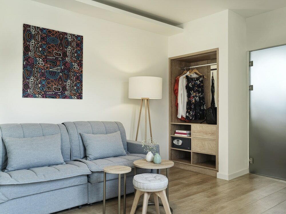 Фото Nlh Mati Seafront - Neighborhood Lifestyle Hotels