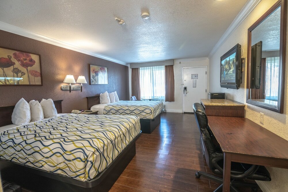 Фото Days Inn by Wyndham San Bernardino/Redlands