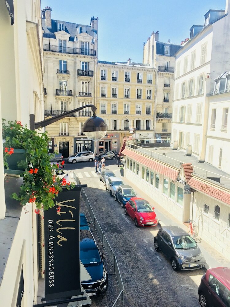 Фото отеля 3