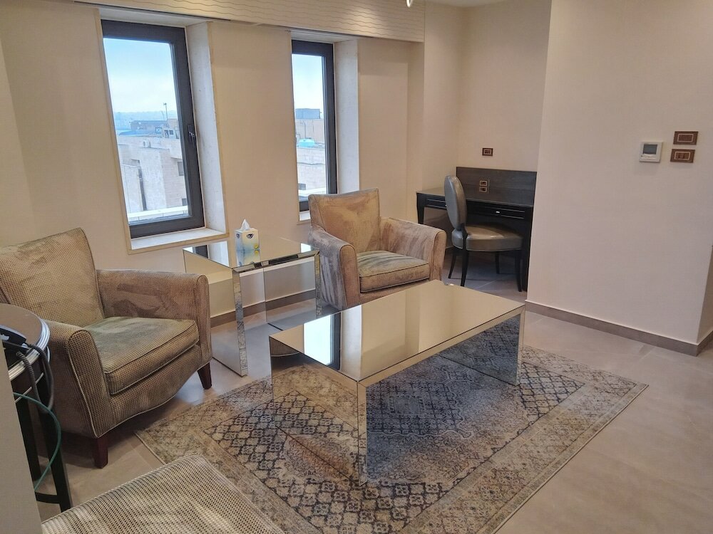 Фото Ambassador Hotel Amman, a Boutique Hotel