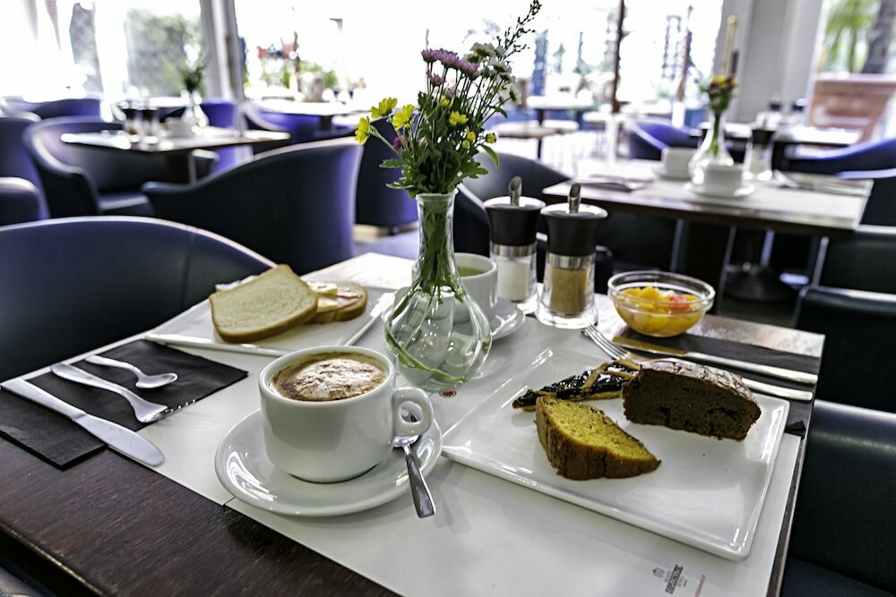 Фото Hotel Diplomatic