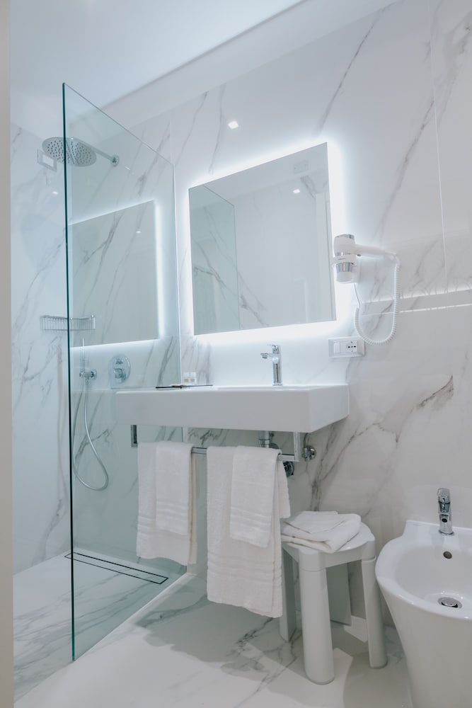 Фото Hotel Città di Parenzo