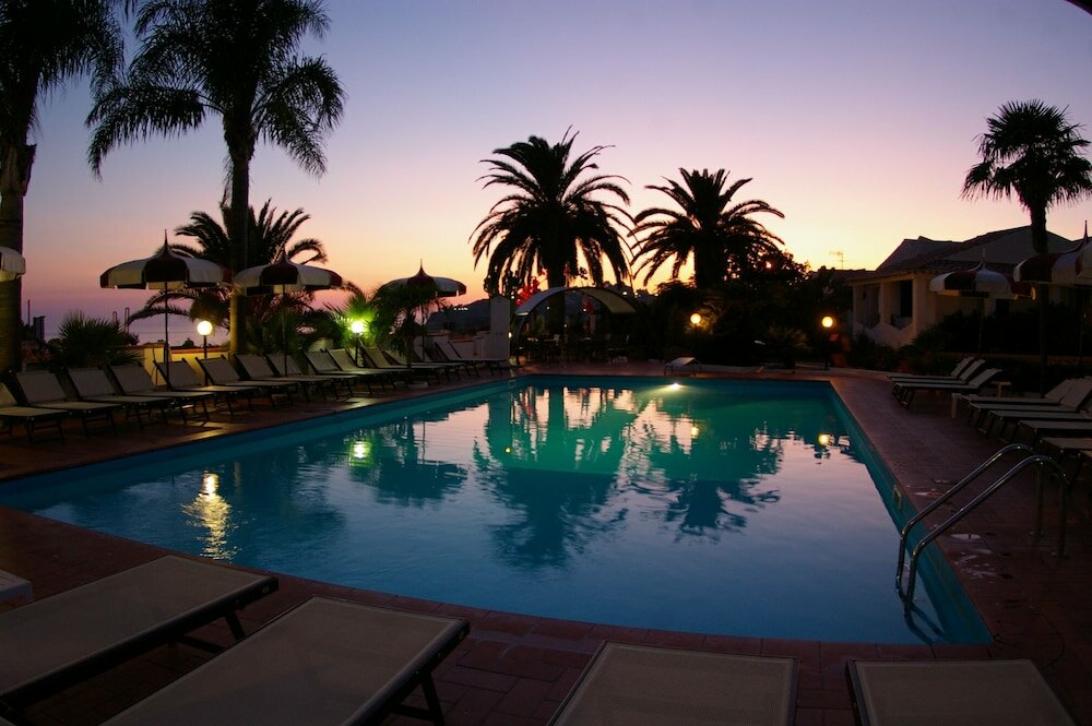 Фото Hotel Baia del Capo