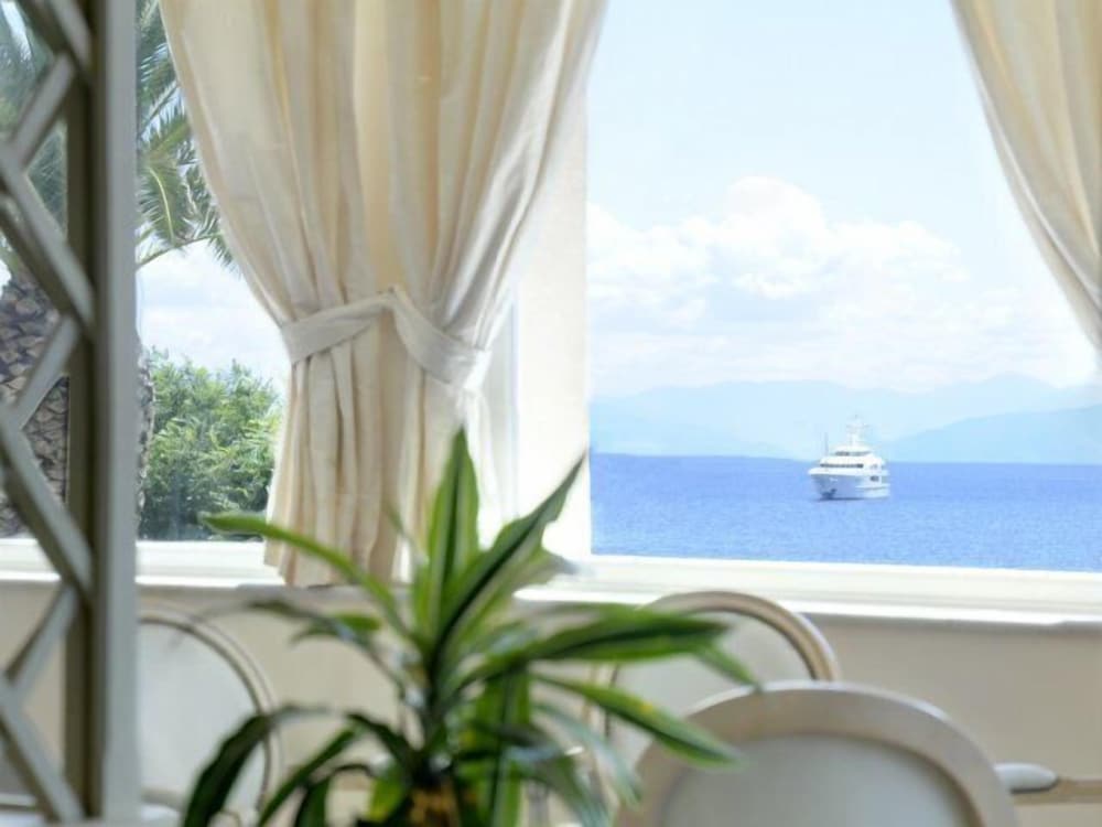 Фото Corfu Palace