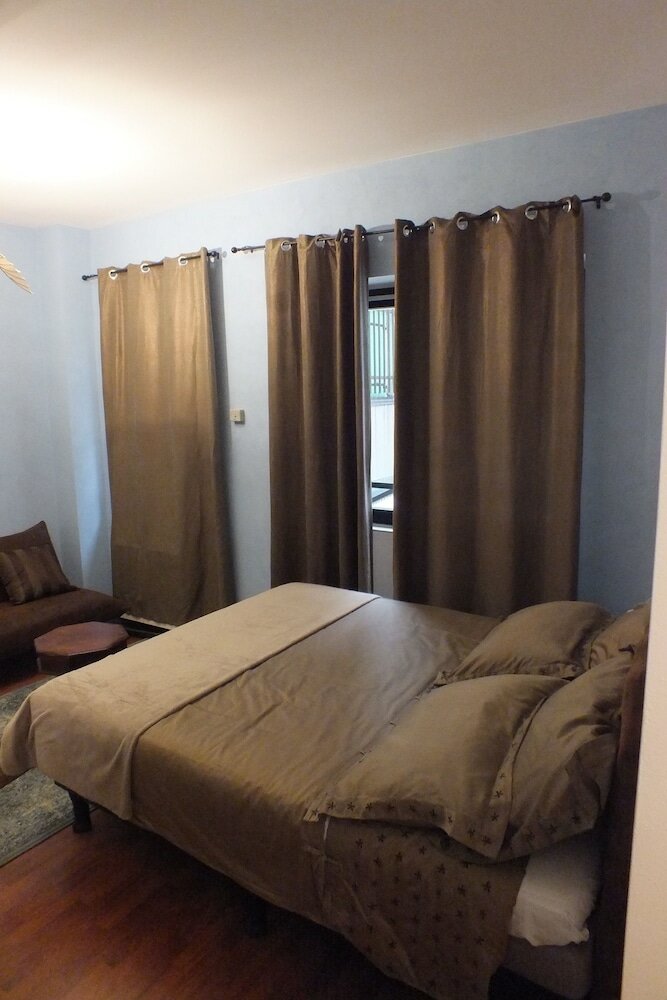 Фото Atmos Luxe Navigli Hostel & Rooms