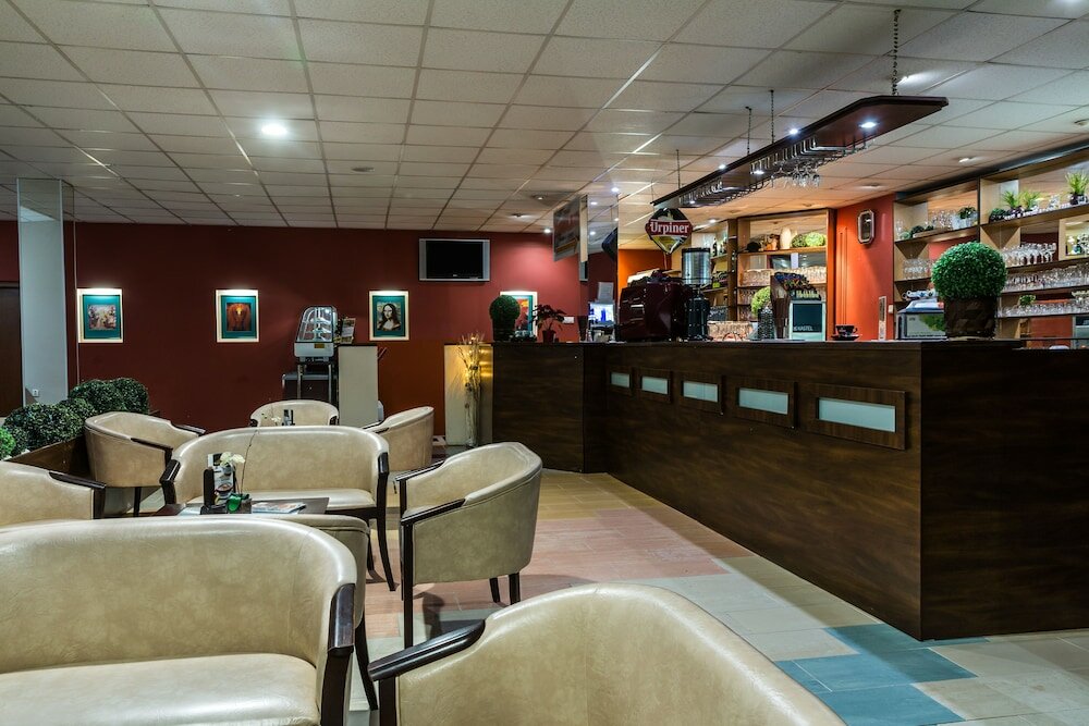 Фото Hotel Dixon