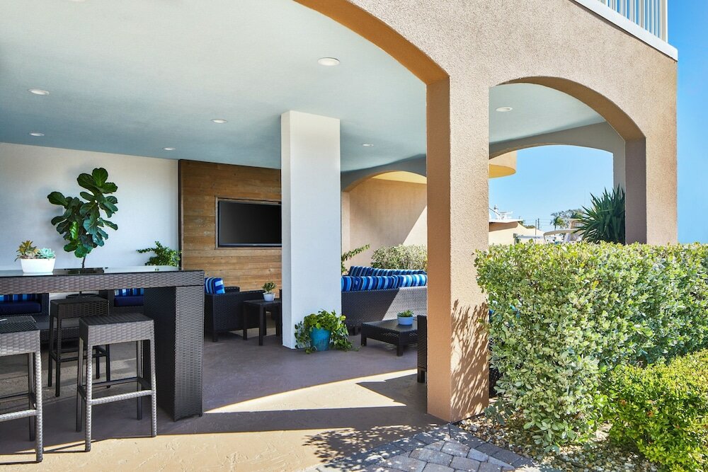 Фото Courtyard St. Petersburg Clearwater/Madeira Beach