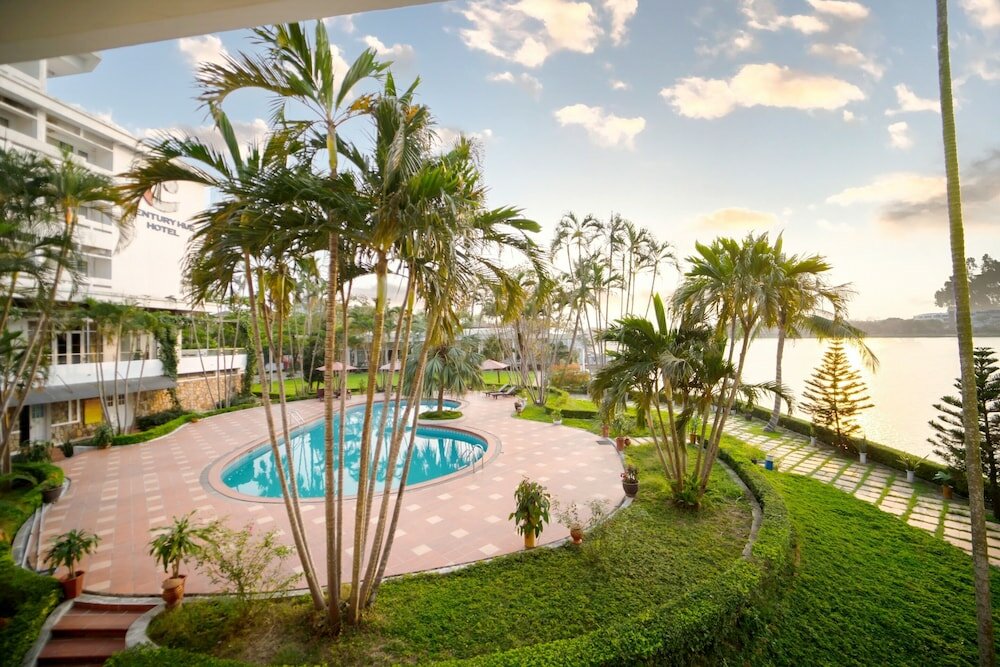 Фото Century Riverside