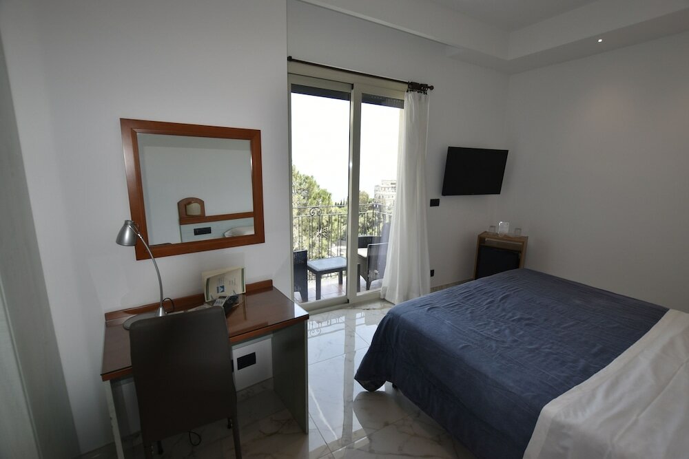 Фото Hotel Condor