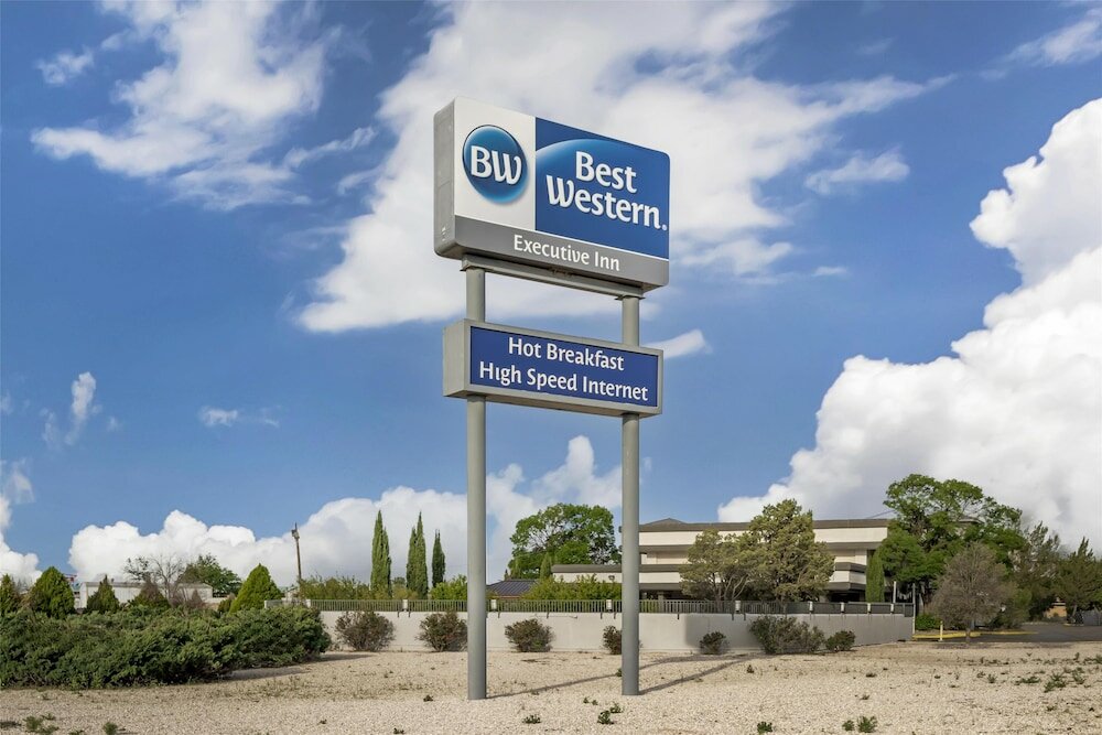 Фото Best Western Executive Inn