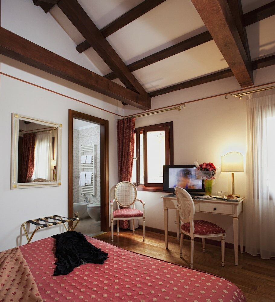 Фото Hotel Ca' d'Oro