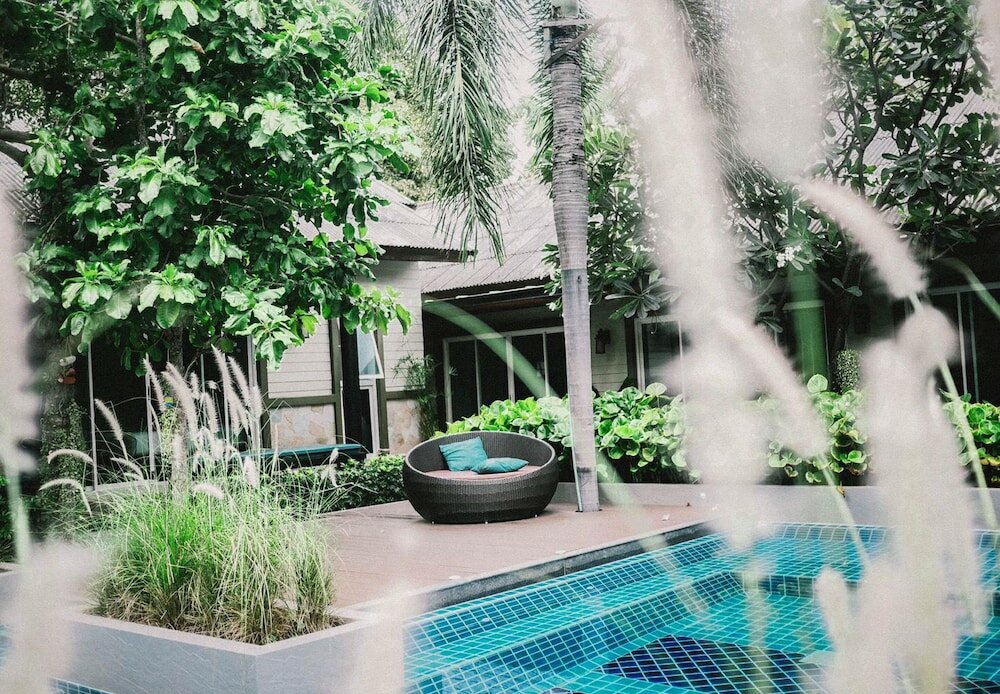 Фото Nirundorn Resort