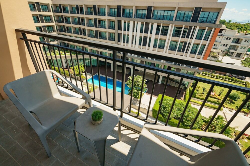 Фото Hotel J Pattaya