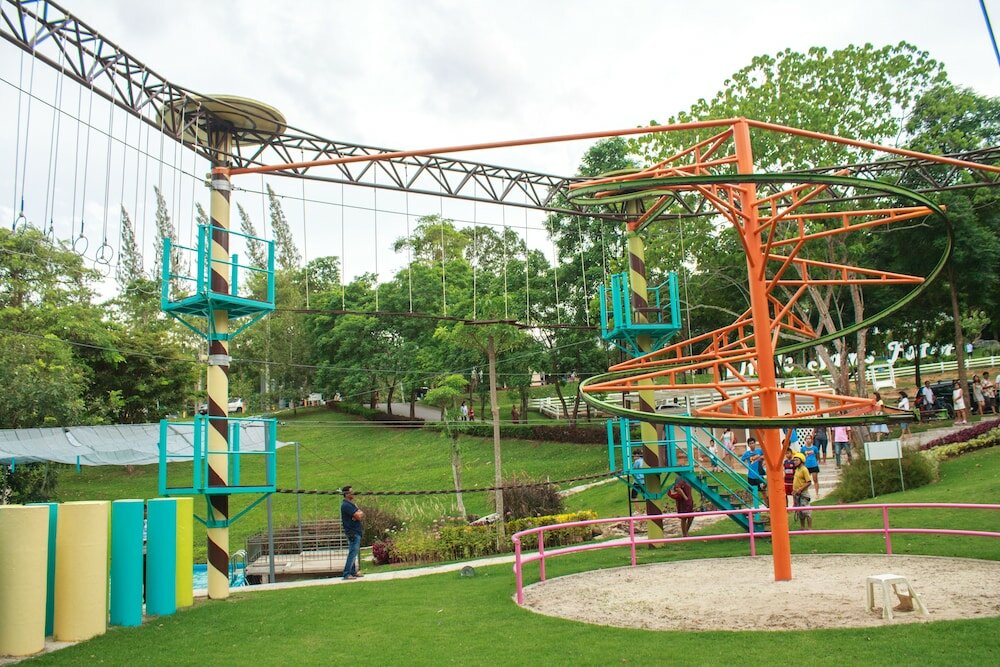 Фото Brookside Valley Resort