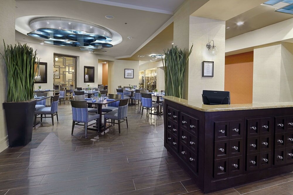 Фото Doubletree by Hilton Orlando Downtown
