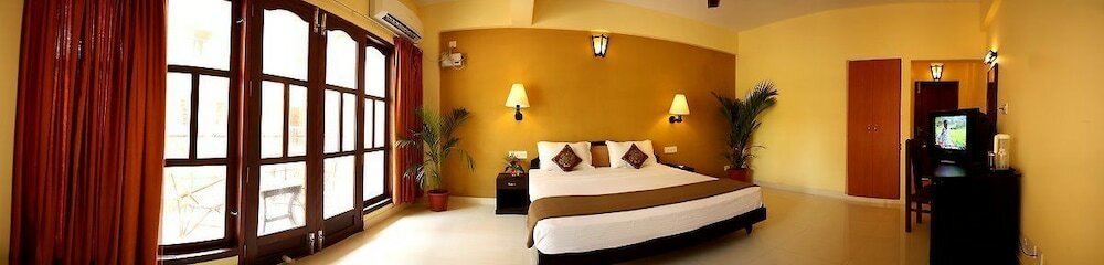 Фото Ocean Park Beach Resort