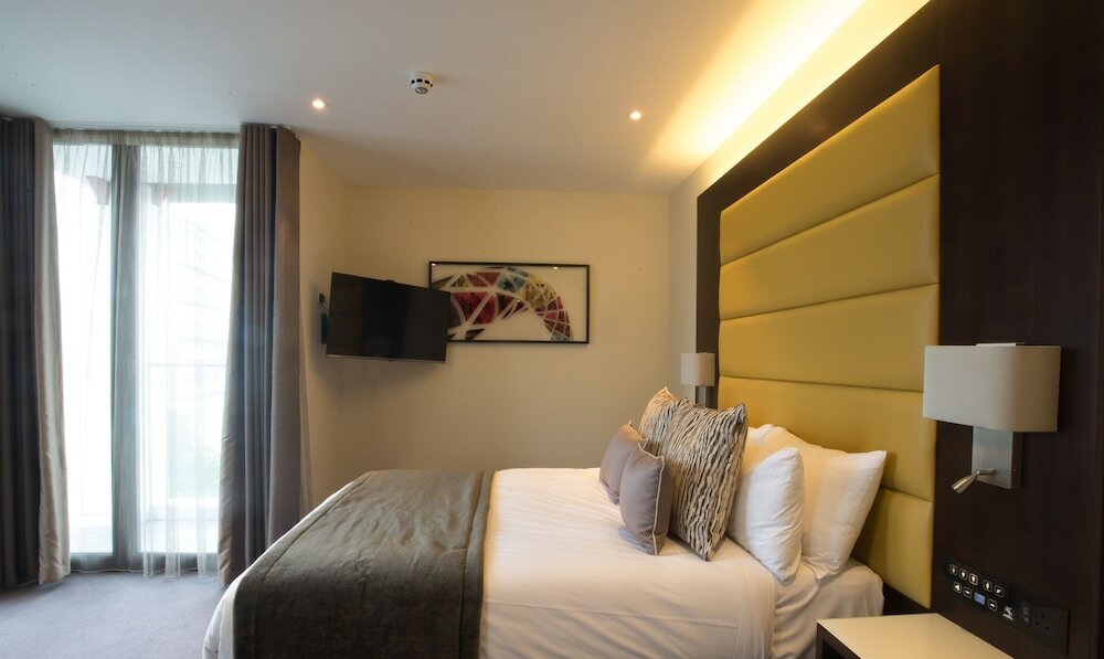 Фото St George Hotel Wembley