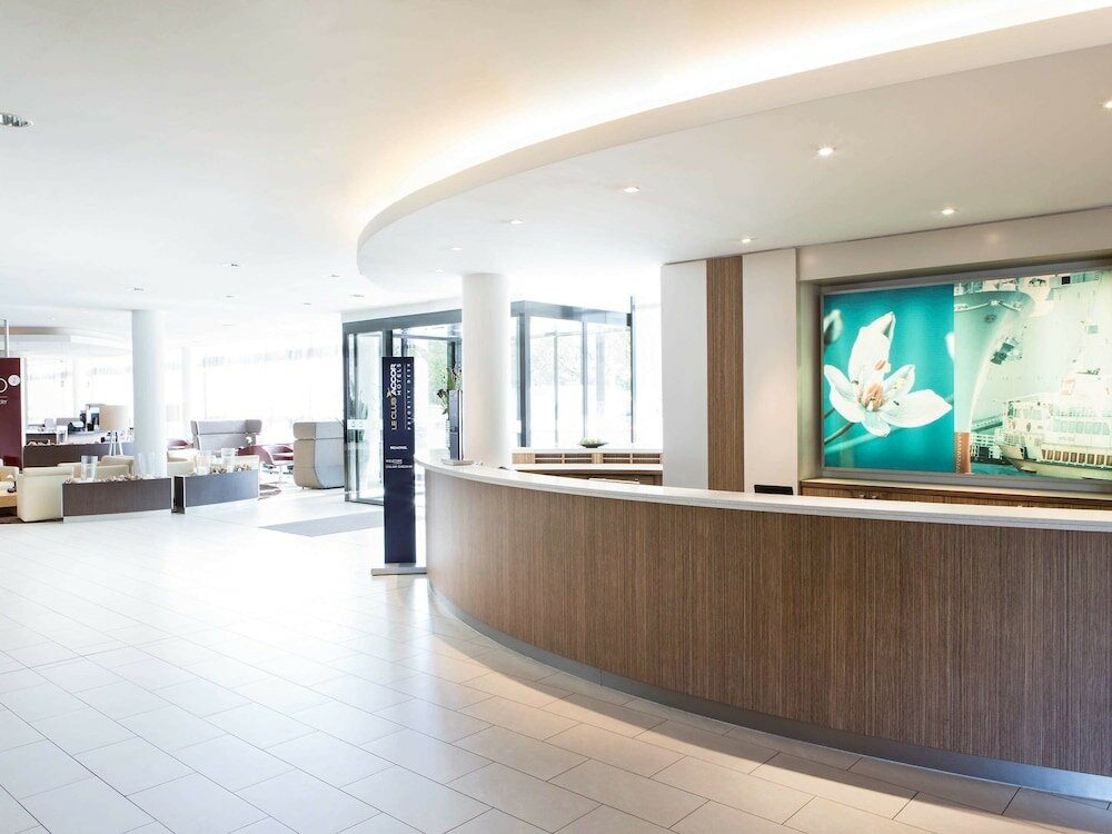 Фото Novotel Hamburg City Alster