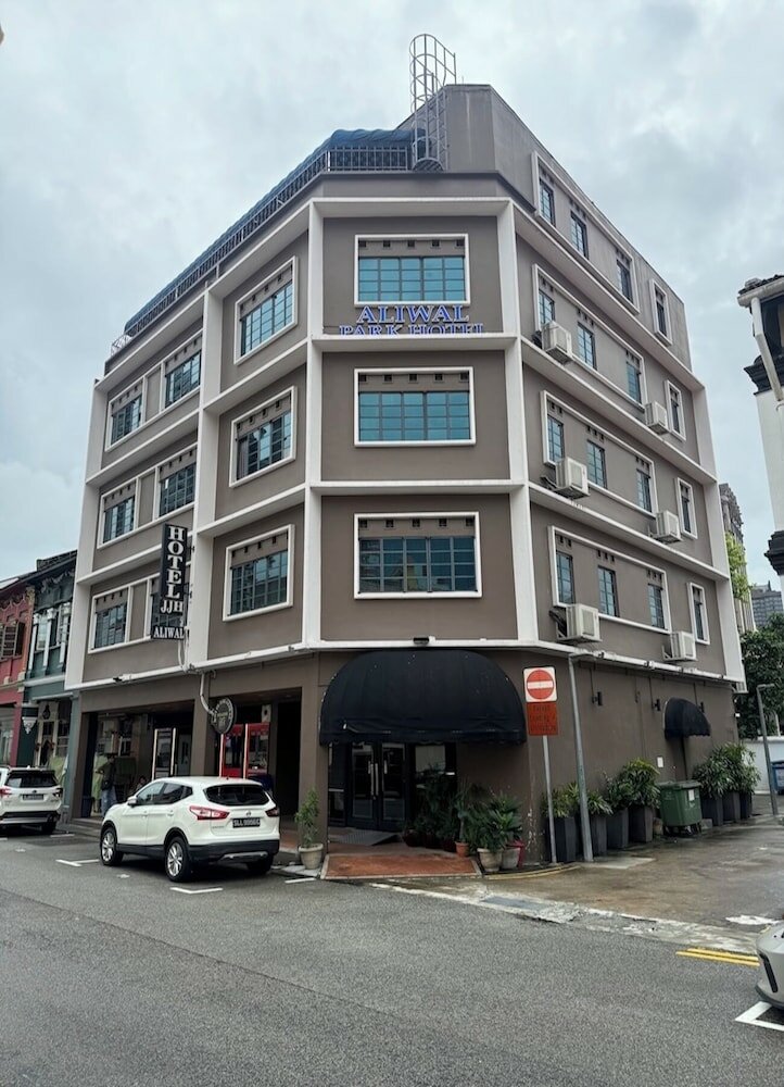 Фото Hotel Jjh Aliwal