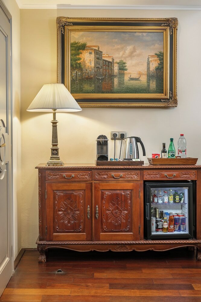 Фото Iron Gate Hotel & Suites Prague by Bhg