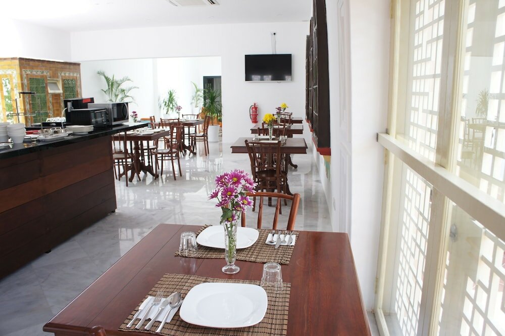 Фото Heeren Palm Suites