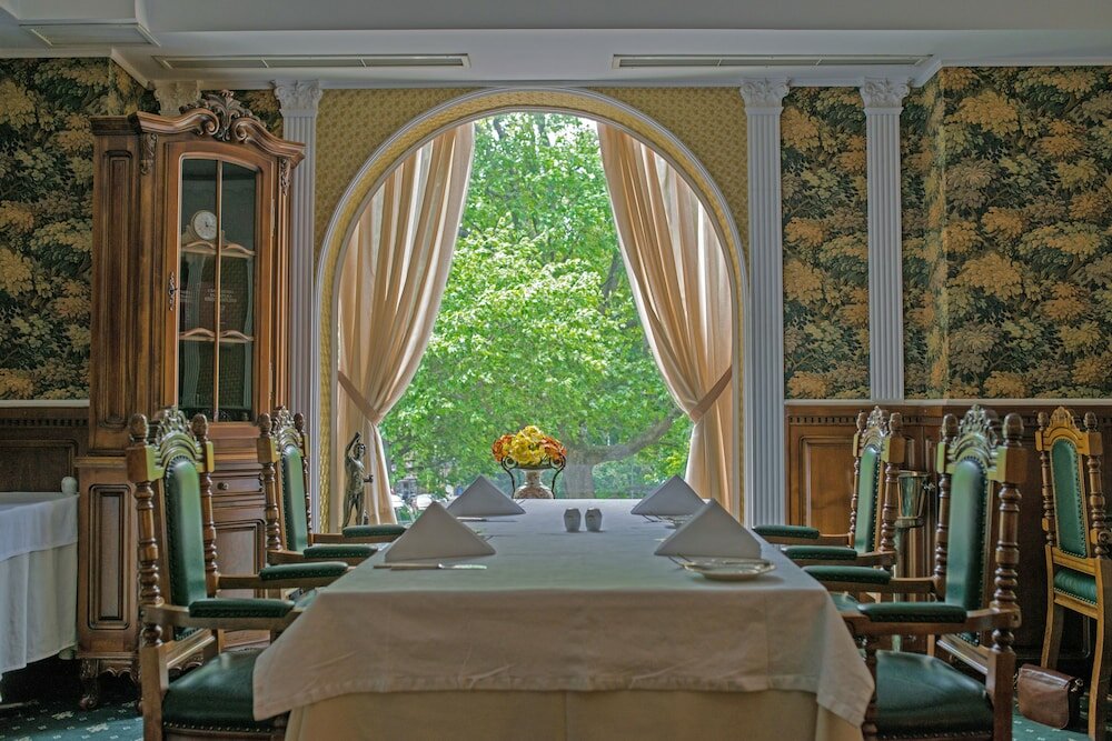 Фото Grand Hotel London