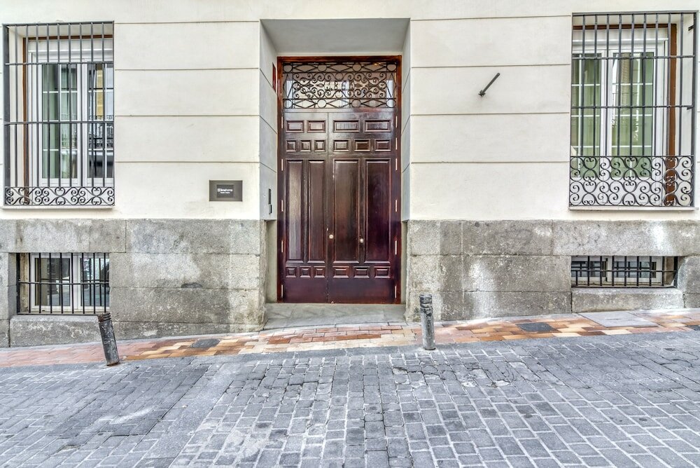 Фото Limehome Madrid Calle de la Madera