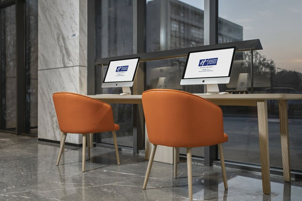 Фото Holiday Inn Express Nanchang Riverside, an Ihg Hotel