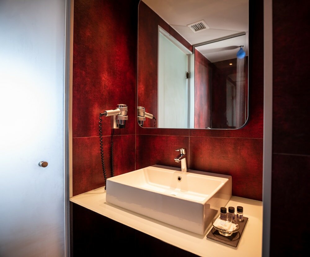 Фото Essence Living Exclusive