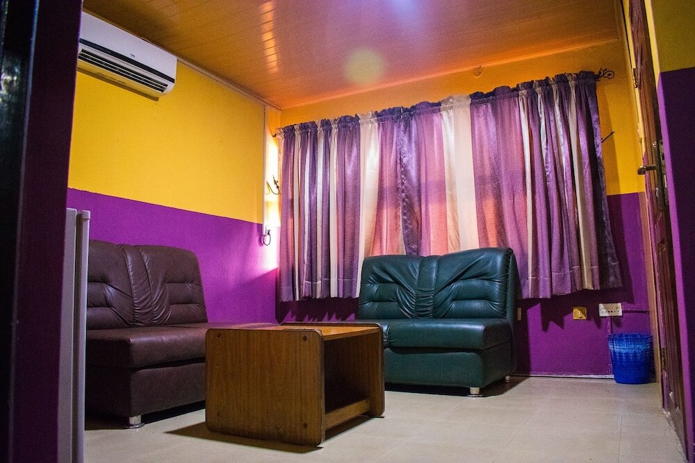 Фото Divine Fountain Agidingbi