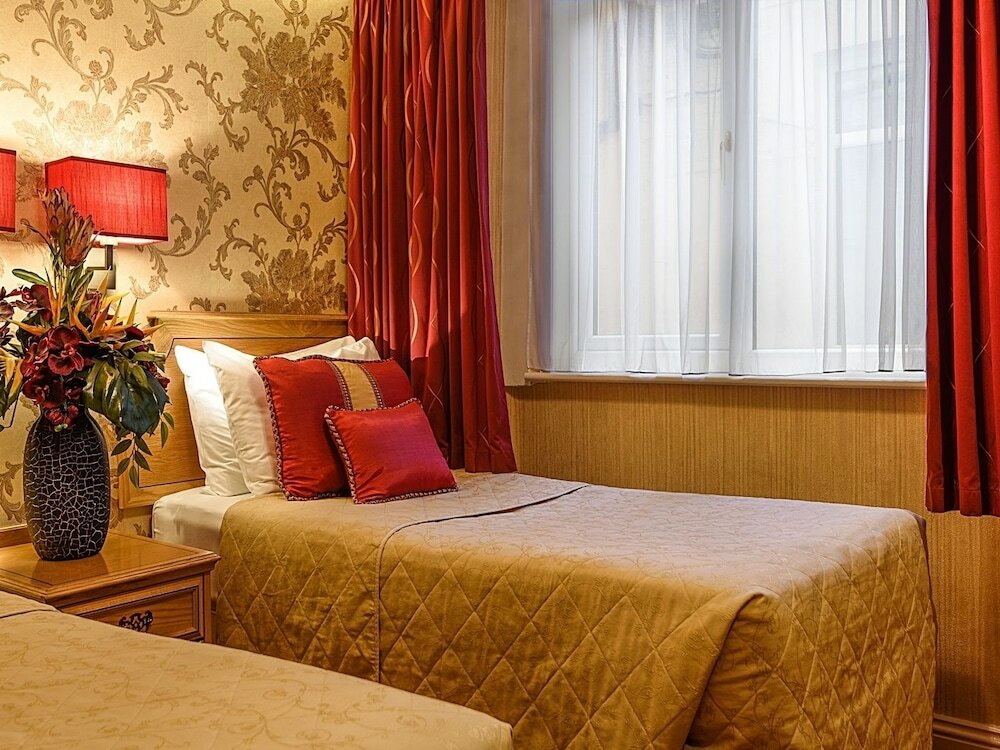 Фото Montana Hotel London