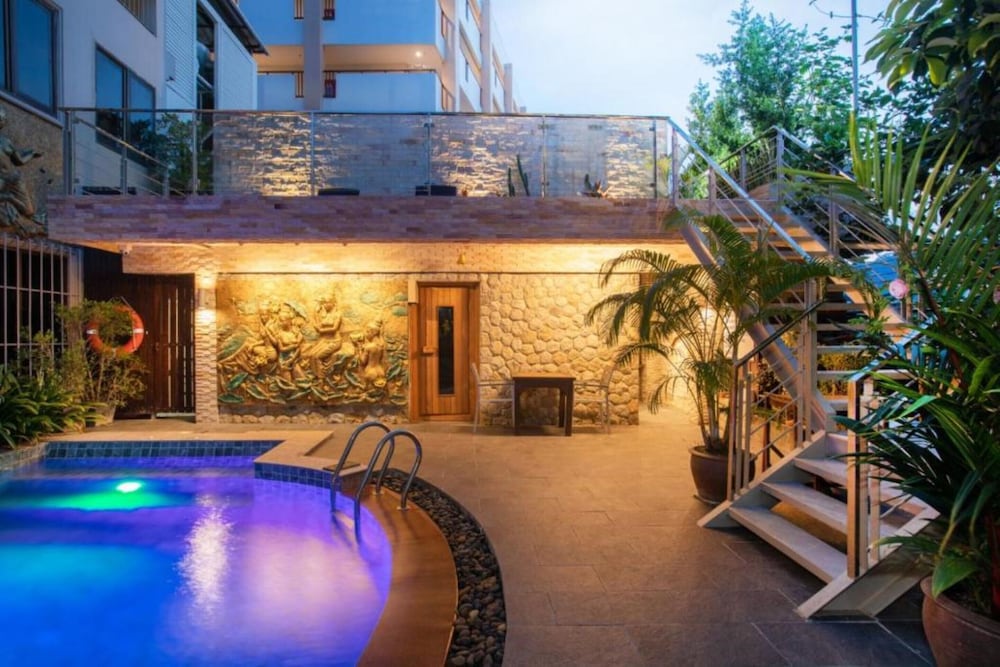 Фото Orchid Garden Hotel