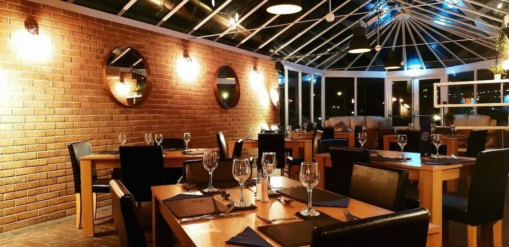 Фото Eyre Court Hotel