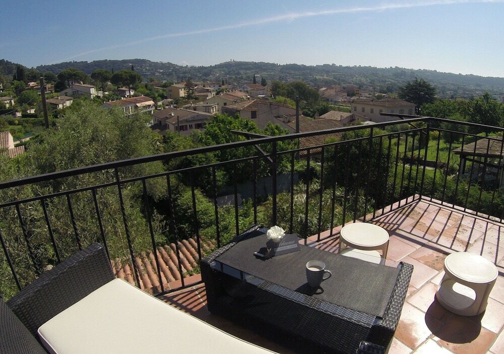 Фото Maison Carles BnB