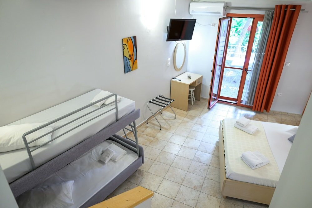 Фото Rouda Bay Beach Hotel