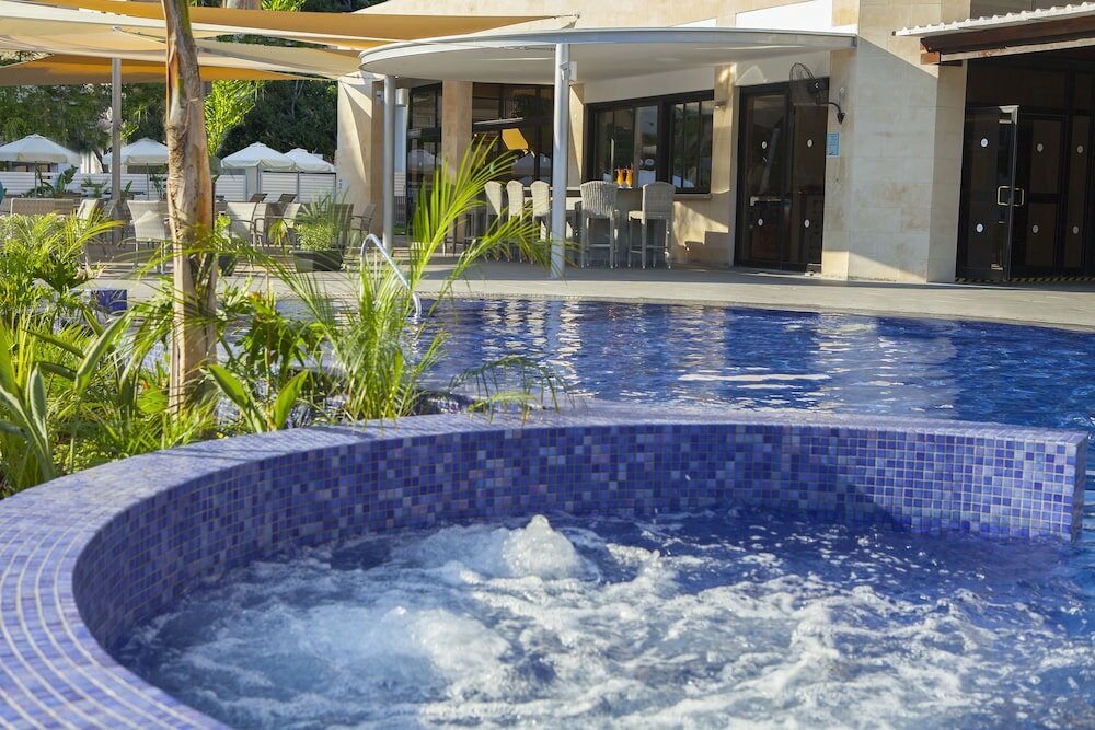 Фото Kapetanios Odysseia Hotel