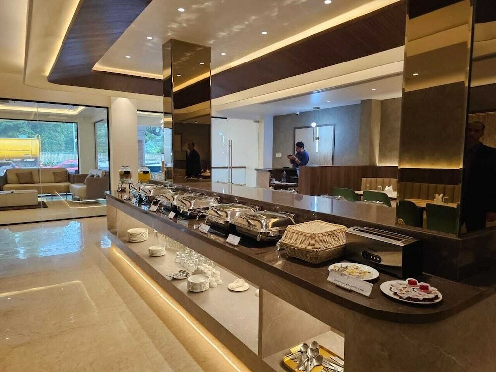 Фото Hotel Mount Manor