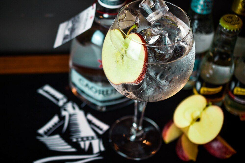 Фото The Dutch Mill Hotel