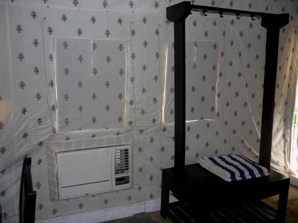 Фото Montego Bay Beach Village