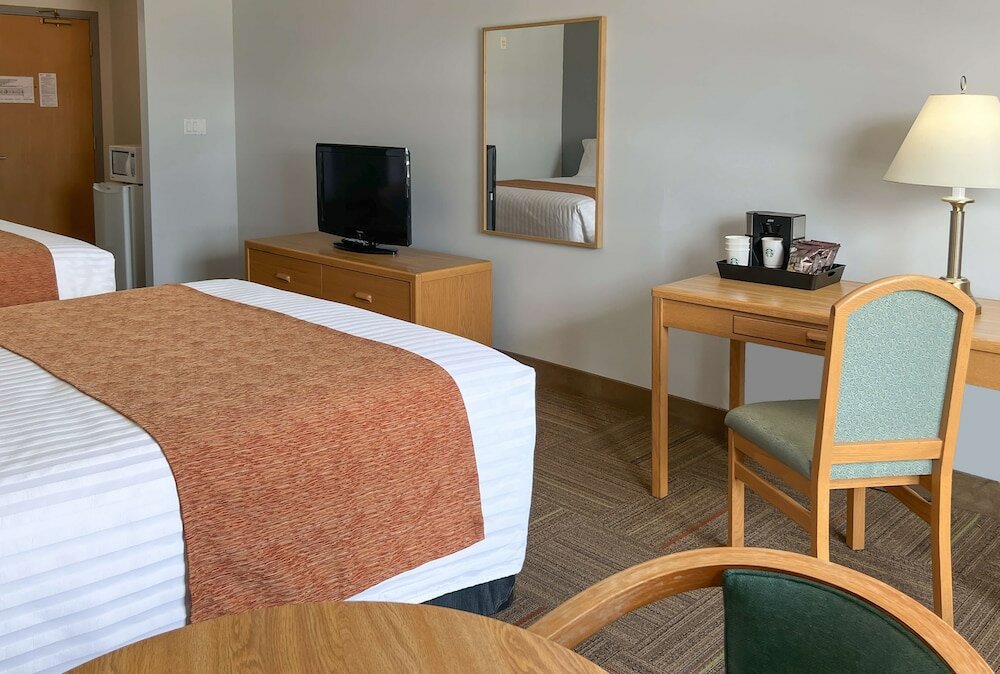 Фото Econo Lodge & Suites Hinton