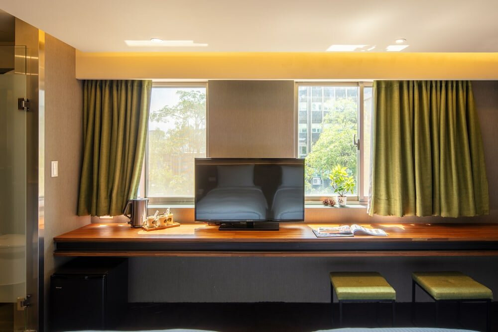 Фото Goodmore Hotel