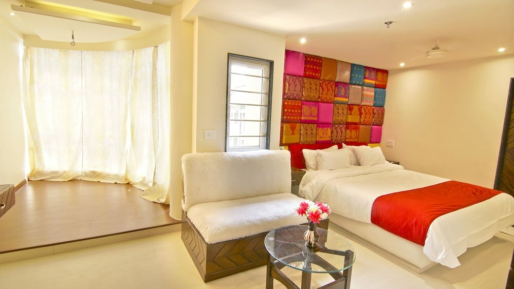 Фото Hotel Amrta