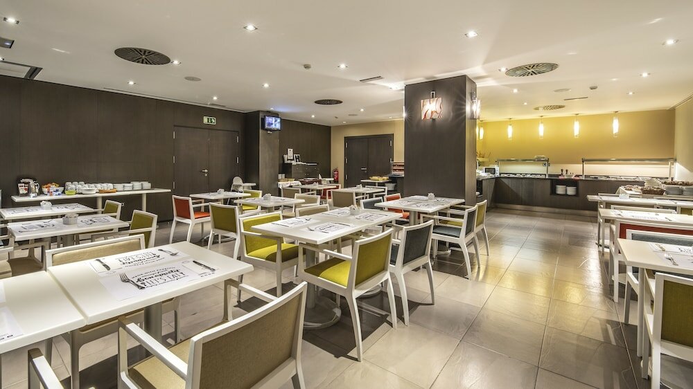 Фото Be Live City Center Talavera