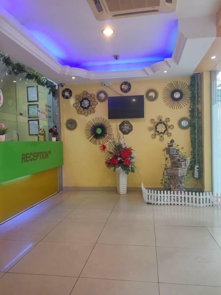 Фото Pudu Inn Hotel