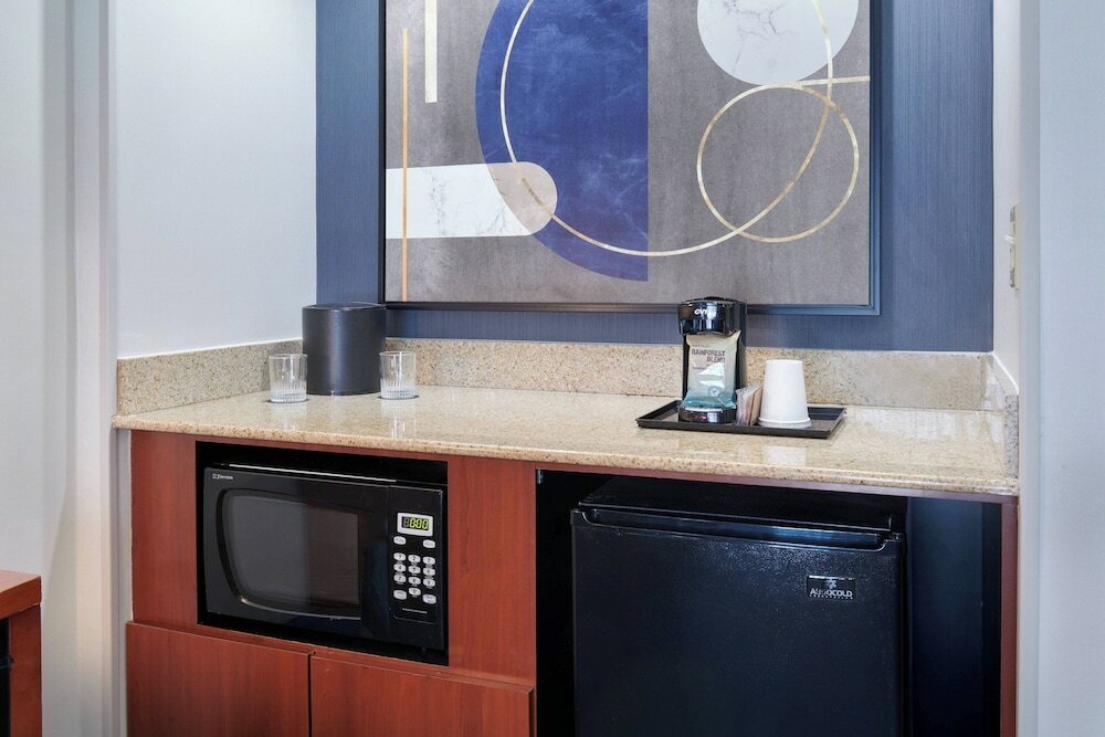 Фото Courtyard by Marriott Chicago Highland Park/Northbrook