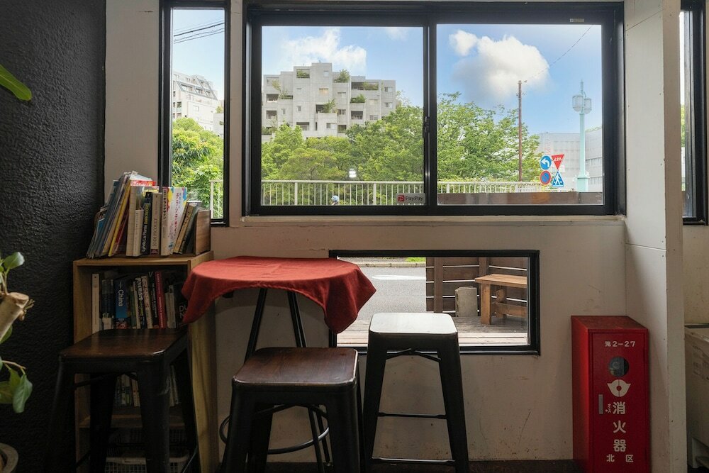 Фото Tokyo Guesthouse Oji Music Lounge