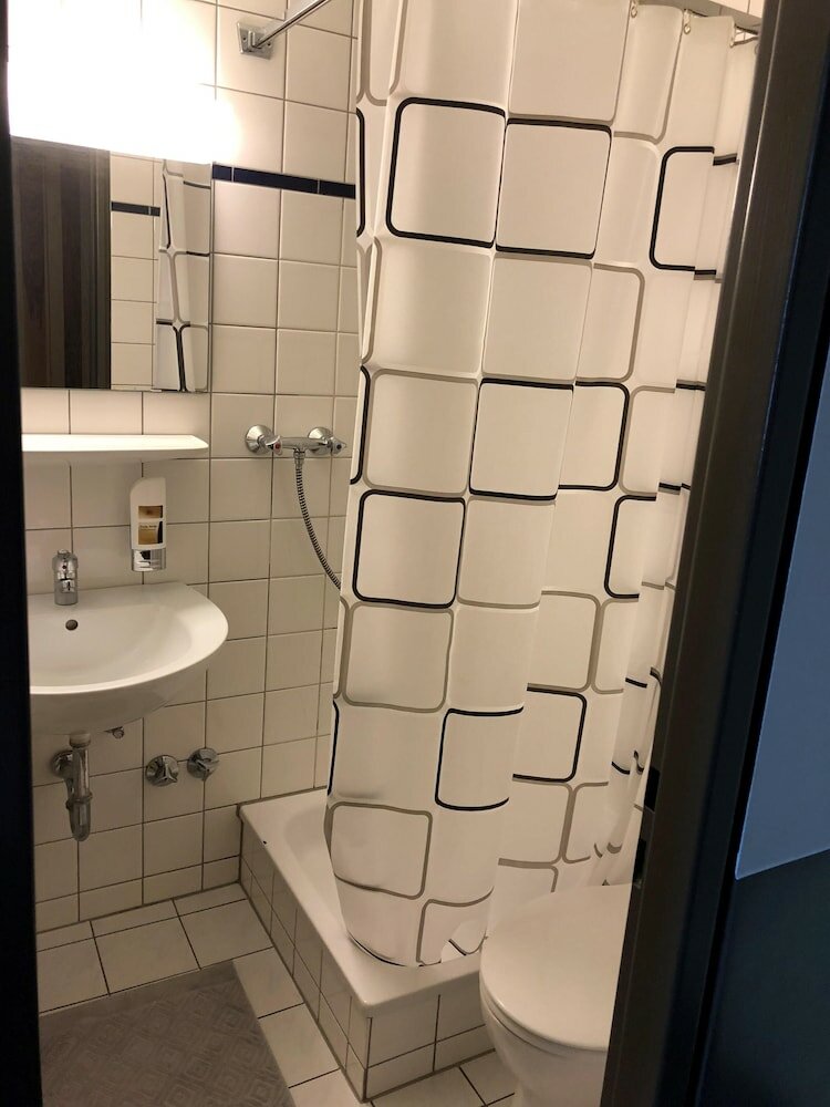 Фото Hotel Bayrischer Hof